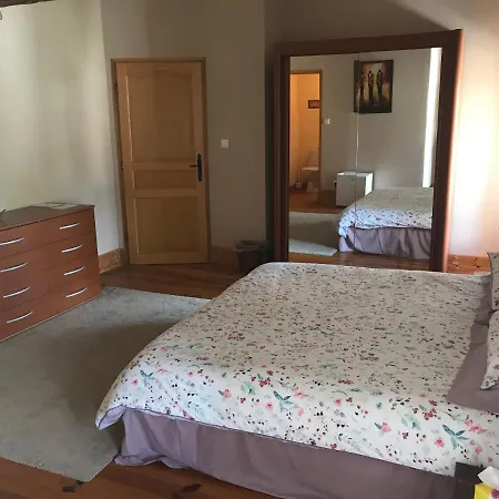 Les Cygnes Noirs Bed and breakfast 2*