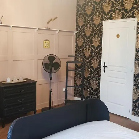 Les Cygnes Noirs Bed & Breakfast Aujac (Charente-Maritime)