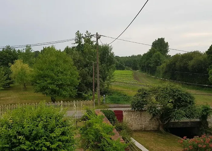 Les Cygnes Noirs Bed and Breakfast 4*