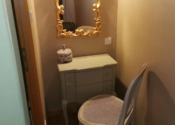 Les Cygnes Noirs Bed and Breakfast